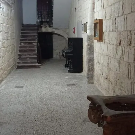 Sea Stone House * Барі
