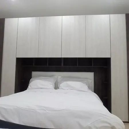 Sea Stone House Апартаменти Барі